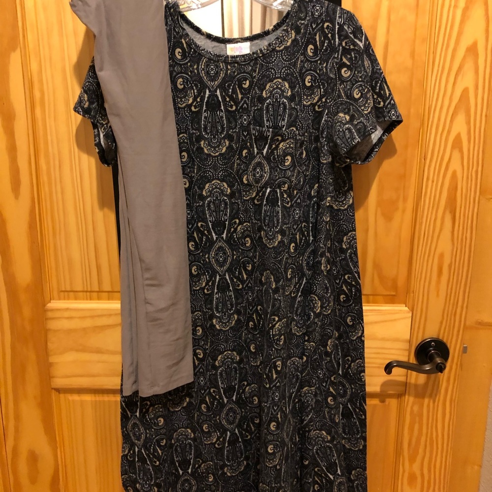 Lularoe Carly small and tc leggings